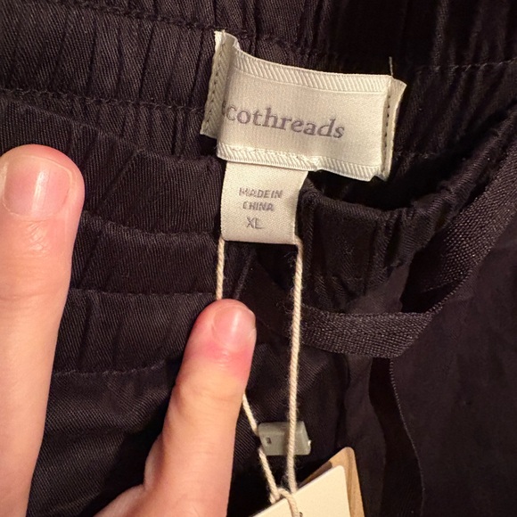 Women's Black Cargo Pants - Picture 2 of 2